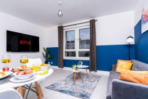 Cheerful 2 Bedroom Homely Apartment, Sleeps 4 Guest Comfy, 1x Double Bed, 2x Single Beds, Free Parking, Free WiFi, Suitable For Business, Leisure Guest, Contractors, QE Hospital, Glasgow, Near Airport